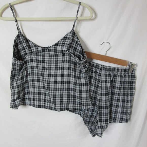 Colsie Pajama Set Babydoll Plaid Cami Shorts Woven Black Plaid Size Small NWT - Picture 6 of 7